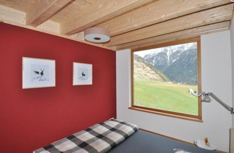 Chasa Paoletta Apartment Ramosch Room photo